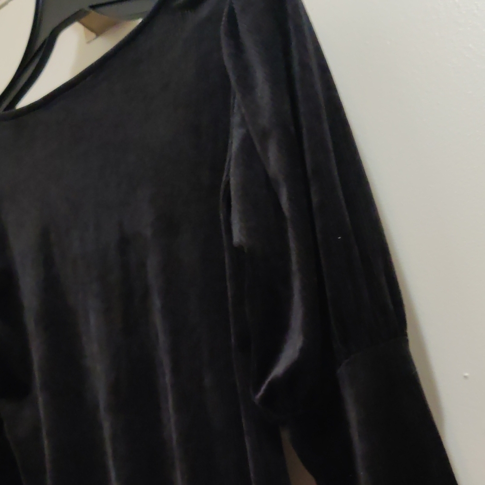 Shinestar Black Ribbed Knit - Picture 5 of 5
